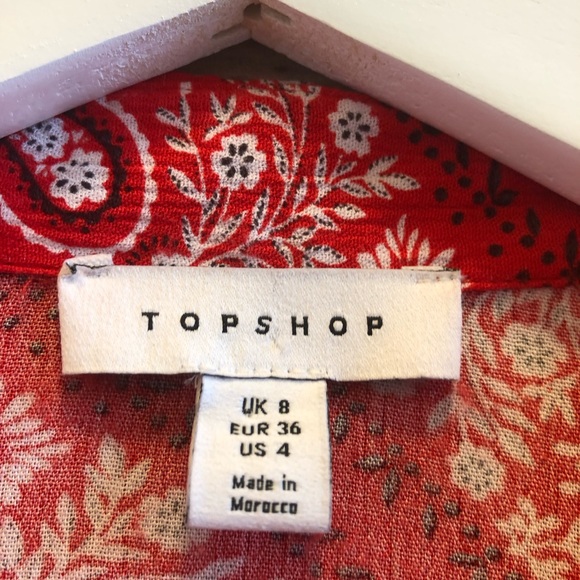 Topshop Red Floral Paisley Bandana Print Short Sleeve Button Down Blouse Size 4 - Picture 4 of 4